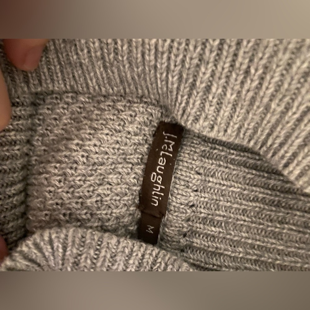 J. McLaughlin Women’s Medium Light Gray Turtleneck Knit Sweater - Picture 4 of 5